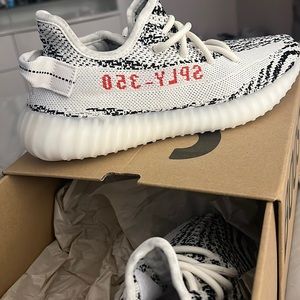 Yeezy Boost 350 Zebra black and white Comfort Sneakers Size 6